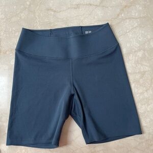 Uniqlo Airism bike shorts